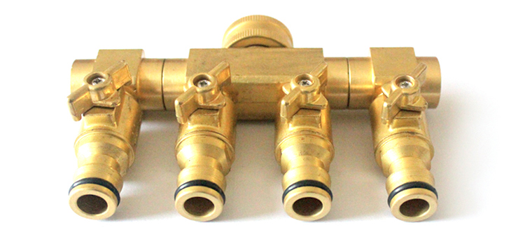 Duty Sárgaréz 4 Way Hose Manifold Hose Pipe Adapter